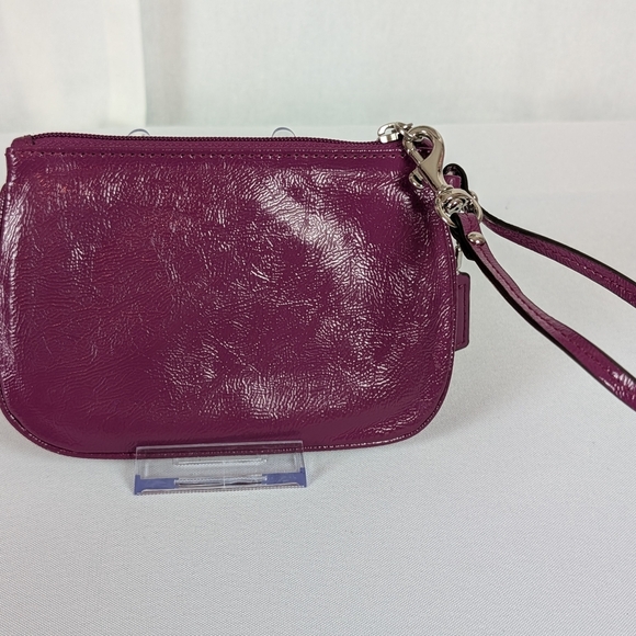 Coach Poppy Purple Wristlet Bag EST 1941 With Hang Tag EUC - Picture 3 of 7